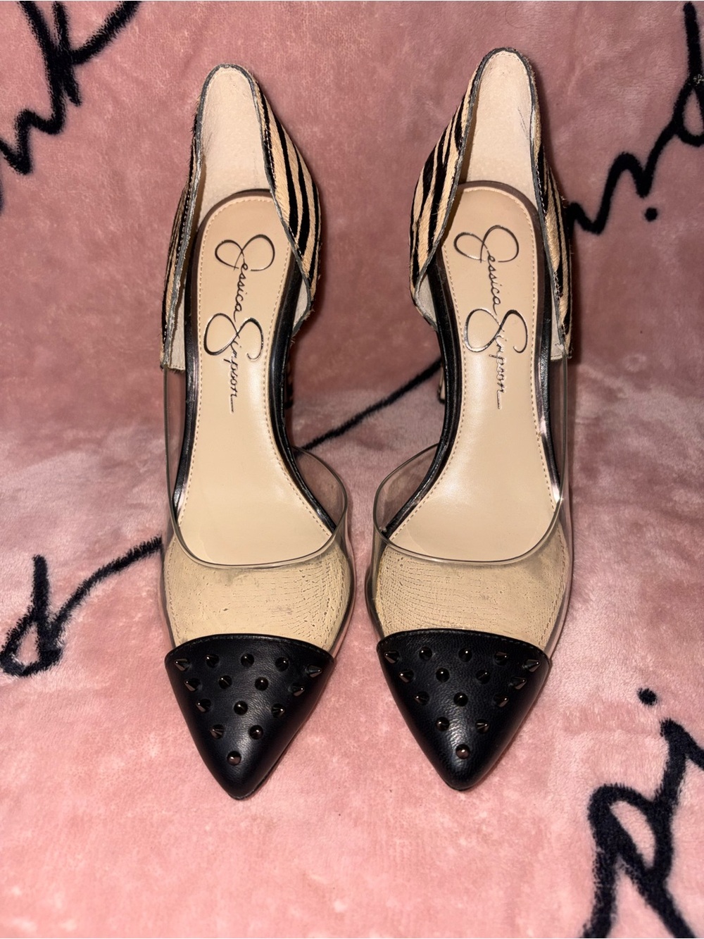 Jessica Simpson Beige and Black Pointed-Toe Pumps size 7.5